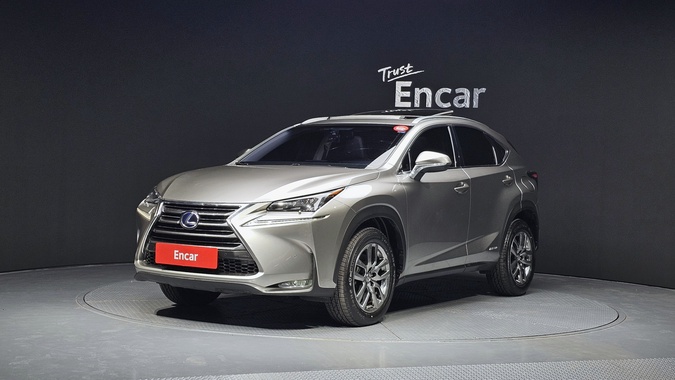 Lexus NX 2016