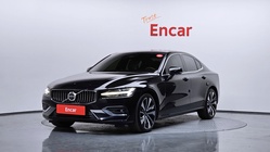 Volvo S60 2023