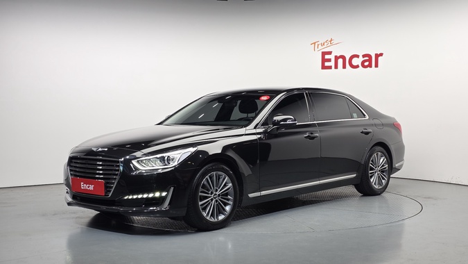 Genesis EQ900 2018