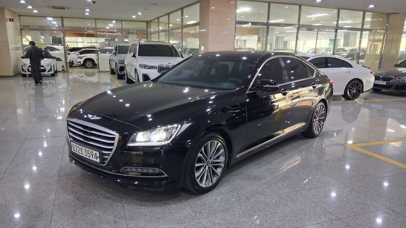 Hyundai Genesis