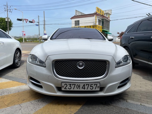 Jaguar XJ 2013