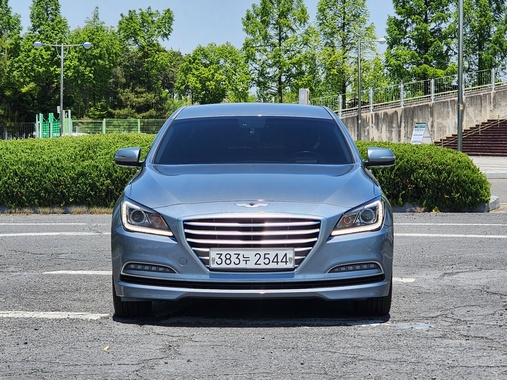 Hyundai Genesis 2014