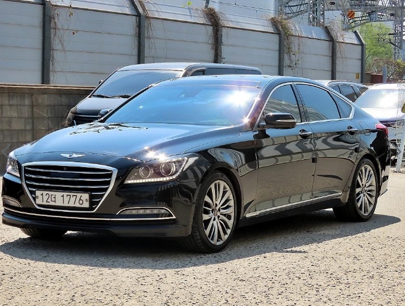 Hyundai Genesis