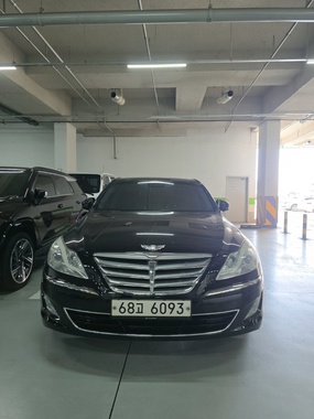 Hyundai Genesis 2011