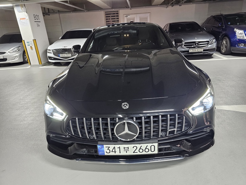 Mercedes-Benz AMG GT