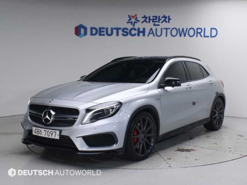 Mercedes-Benz GLA-Class