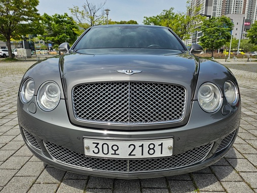 Bentley Flying Spur 2011