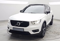 Volvo XC40 2021