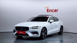Volvo S60 2021