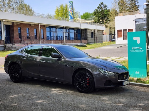 Maserati Ghibli 2015