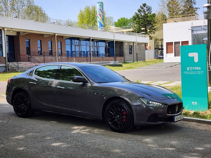 Maserati Ghibli