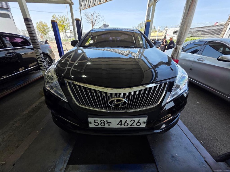 Hyundai Grandeur
