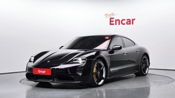 Porsche Taycan 2023