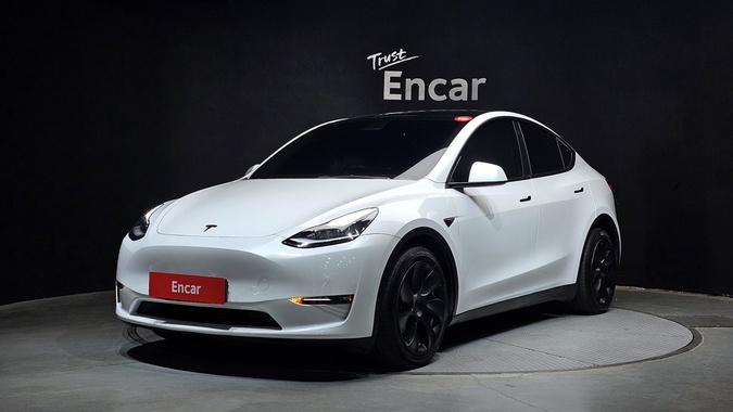 Tesla Model Y 2022