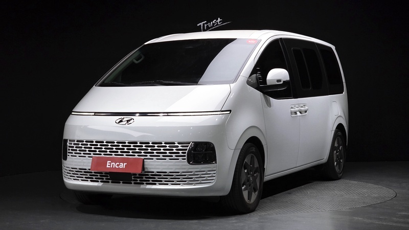 Hyundai Staria