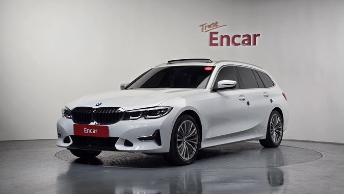BMW 3 Series 2021