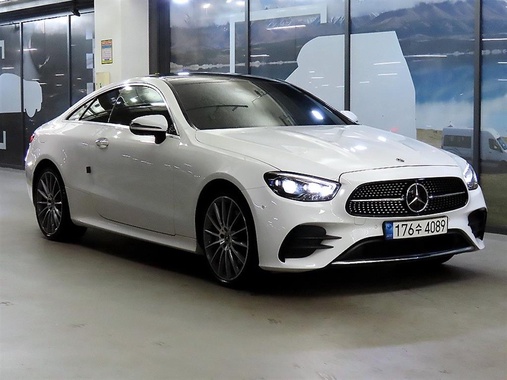 Mercedes-Benz E-Class 2022