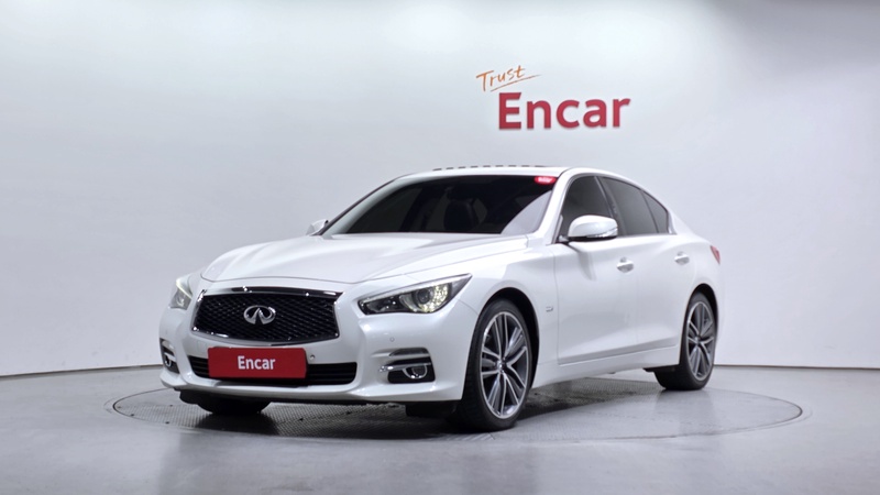 Infiniti Q50