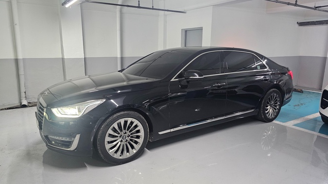 Genesis EQ900 2016