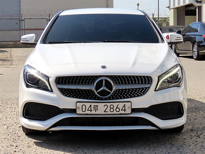 Mercedes-Benz CLA-Class