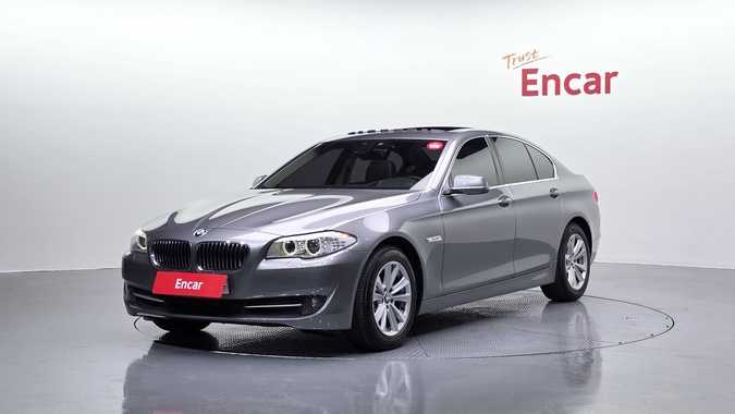 BMW 5 Series 2011