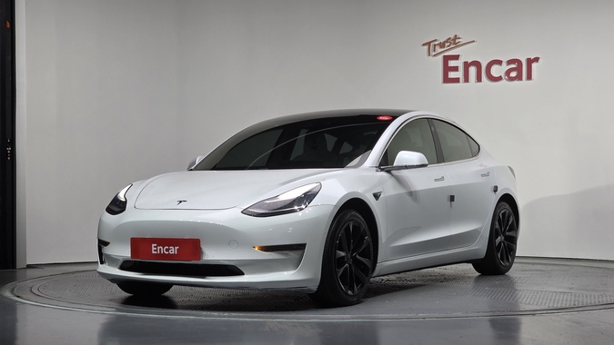 Tesla Model 3 2020