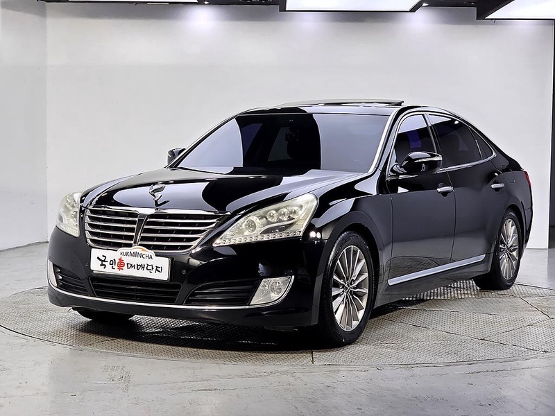 Hyundai Equus