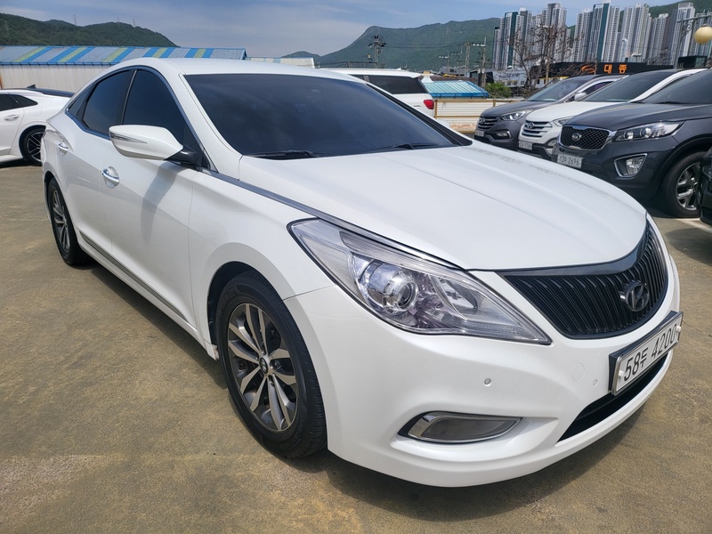 Hyundai Grandeur
