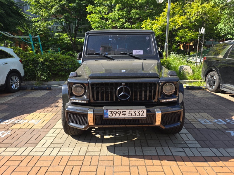 Mercedes-Benz G-Class