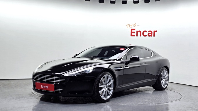 Aston Martin Rapide 2010