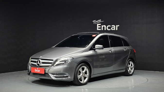 Mercedes-Benz B-Class 2013