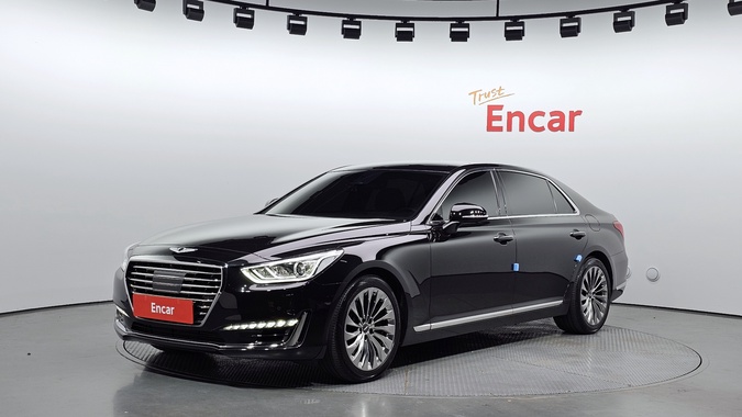 Genesis EQ900 2018