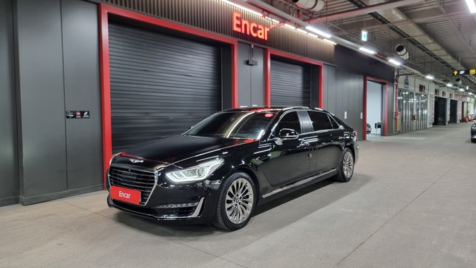 Genesis EQ900 2016