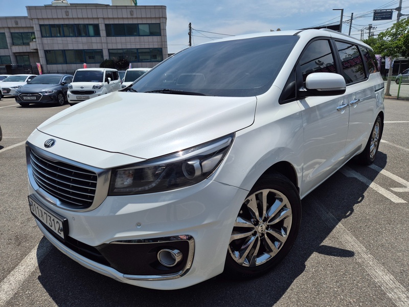 Kia Canival