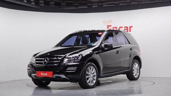 Mercedes-Benz M-Class 2011