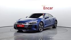 Audi e-tron 2022