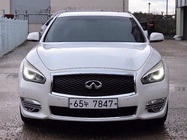 Infiniti Q70 2015
