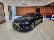 Lexus ES 2025
