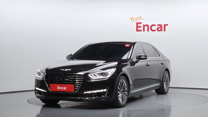 Genesis EQ900 2017