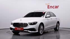 Mercedes-Benz E-Class 2022