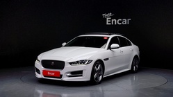Jaguar XE 2015