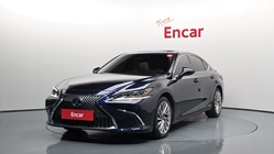 Lexus ES 2019