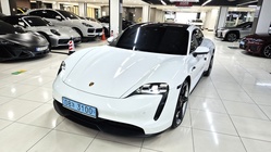 Porsche Taycan 2023