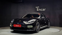 Porsche Panamera 2022
