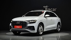Audi Q8 2021