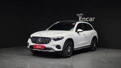 Mercedes-Benz GLC-Class 2023
