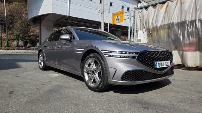 Genesis G90 2023