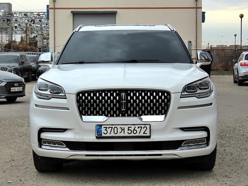 Lincoln Aviator