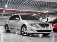 Hyundai Genesis 2012