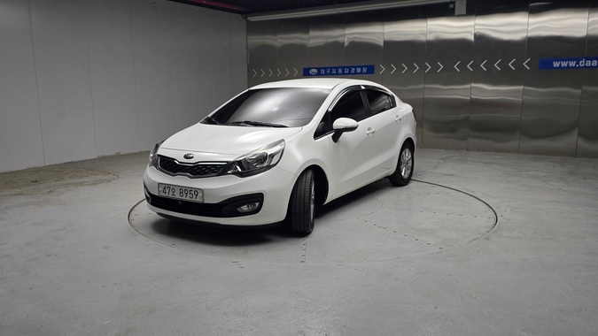 Kia pride 2014